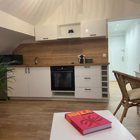 La Mansarde Lcd Pontoise Apartman Kültér fotó